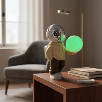 Lampara Parlante Bluetooth Astronauta con luna de colores