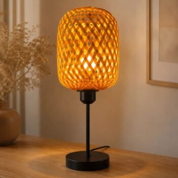 Velador de mesa modelo Rabat con pantalla de bambu