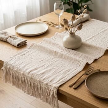 Camino boho de gasa natural con puntilla y caracoles de 260 x 50 cm