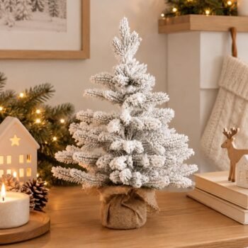 Arbol pino de navidad nevado con base de arpillera de 30 cm